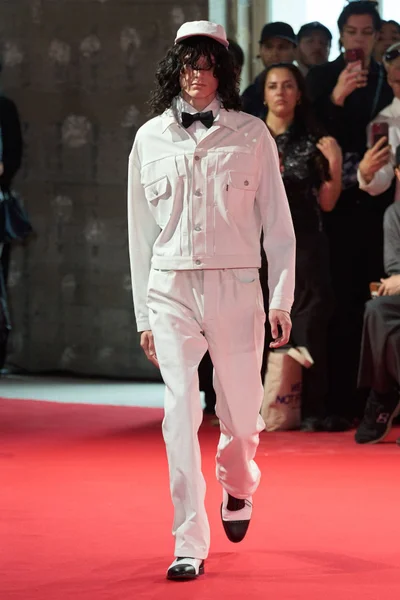 Look 38